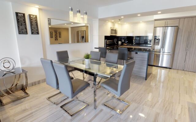 19370 Collins Ave # 426