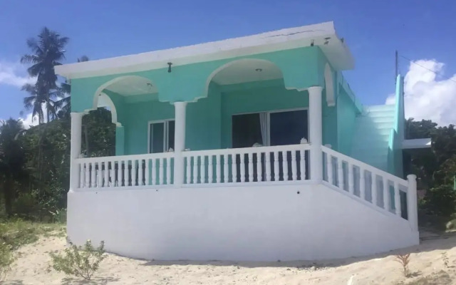 Whitesands Beach Resort