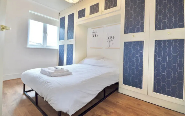 Greenwich Retreat - 4bed Home