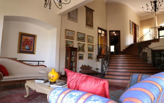 Ambonnay Terrace Guest House