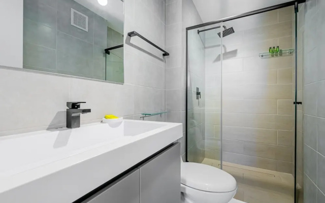 w Premium 1BR w Balcony in San Francisco