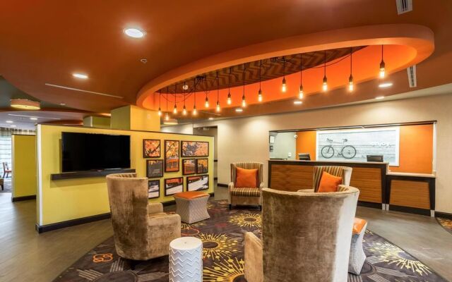 Best Western Plus Clinton/Jackson