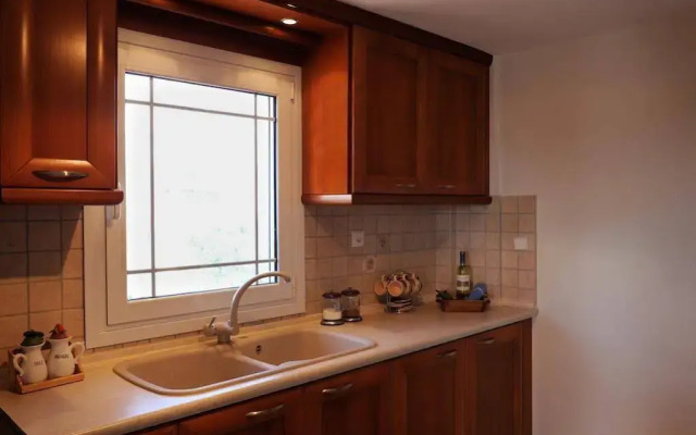 Nepheli Apartments And Studios