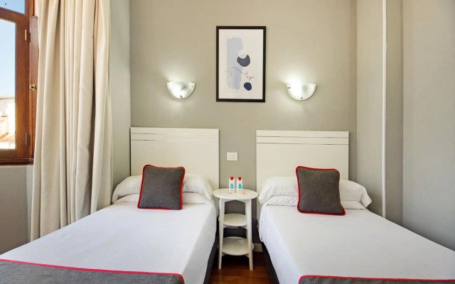 Miami Las Palmas Apartments