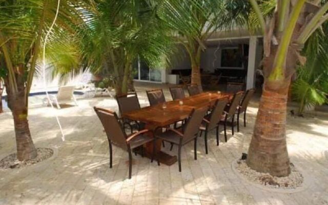 Casa Punta Icacos