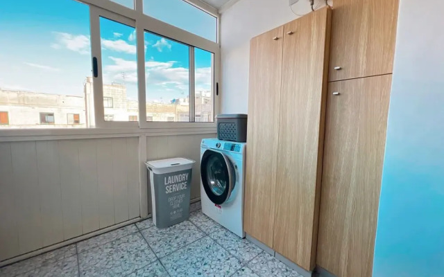 Harbour View Spacious 2BR Apartment