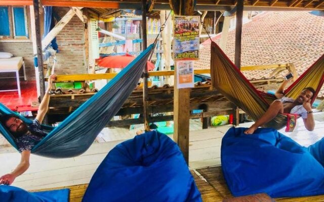 Gili La Boheme