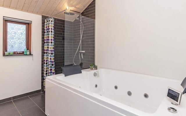 8 Person Holiday Home in Skals-by Traum