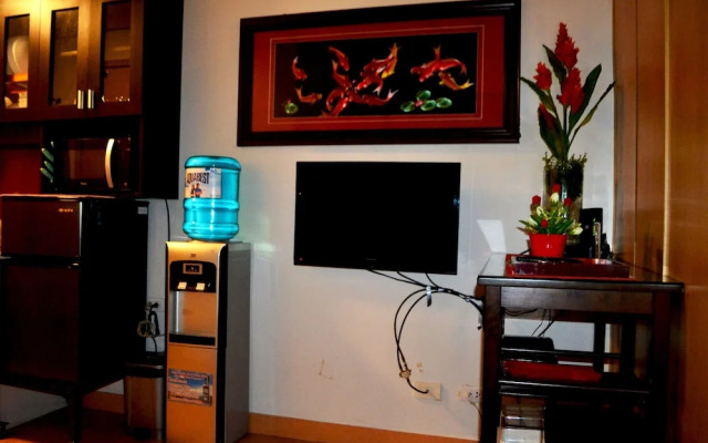 Charming Couples Condo