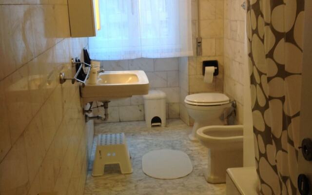 Interno 8