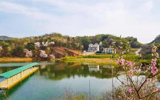 Anseong Pension Ddeulanche