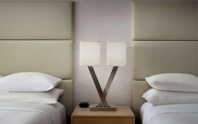 DoubleTree by Hilton Philadelphia Center City