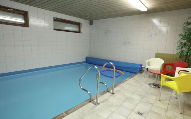 Cozy Apartment in Ruhmannsfelden With Swimming Pool