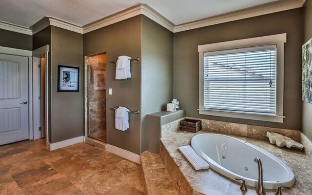 Las Olas by Five Star Properties