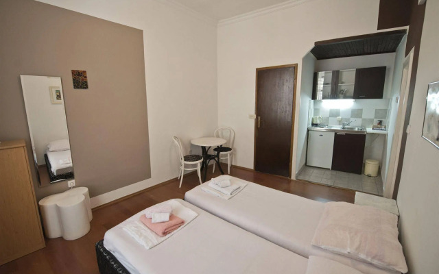 Luxury X-Rooms and Apartments Old Town