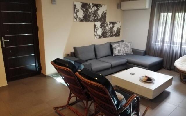 Modern Residence in the Center of Trikala