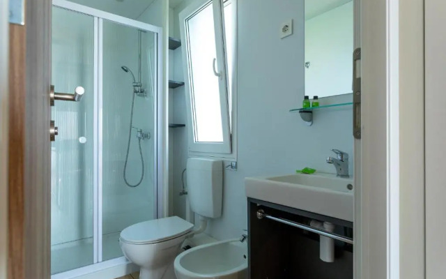 AQUA RESORT GIULIANOVA - Houseboat