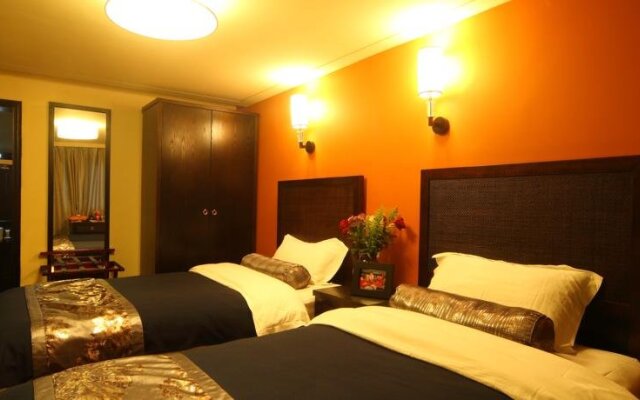 Cloudscape Boutique Inn