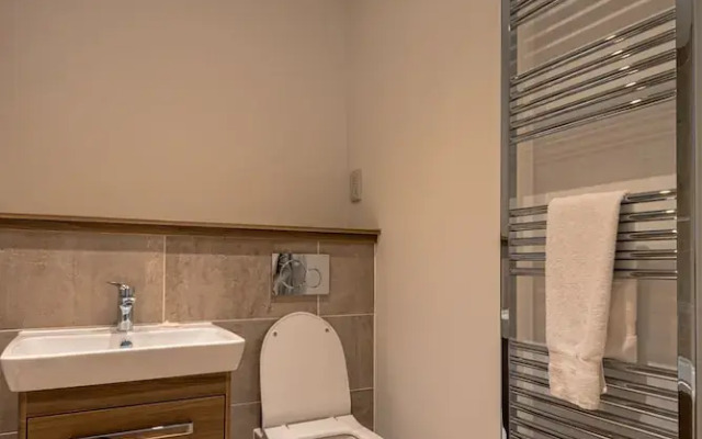 Roomy Comfortable Apartment