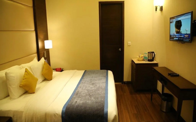 The Cove by OYO Rooms