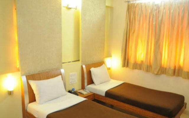 Hotel Parth Residency