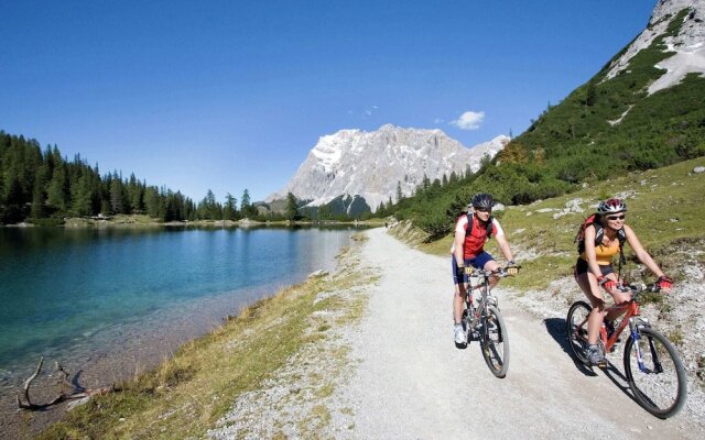 Heavenly Apartment in Wängle Tyrol With Walking Trails Near