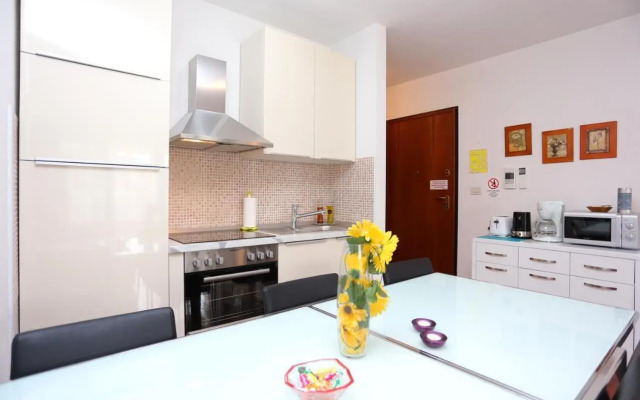 Apartments by the sea Trogir - 16211