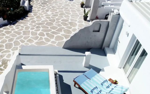 Petra Mykonos Studios & Suites