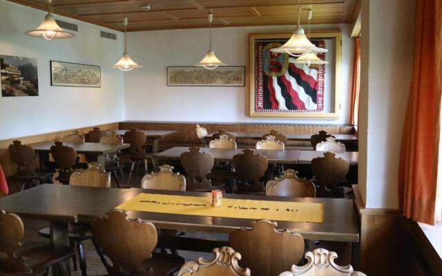 Adrenalin Backpackers Hostel