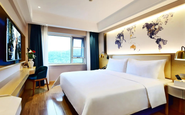 Wanhou Academy of Fine Arts Hotel (Yiyang Xiufeng Park Branch)