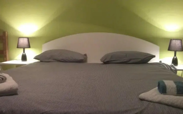 Guest House Ema