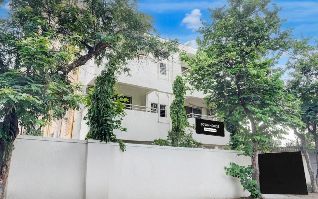 Super Townhouse Koregaon Park