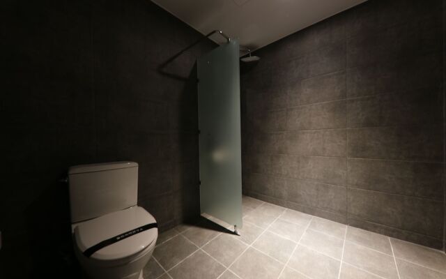 N7 Hotel