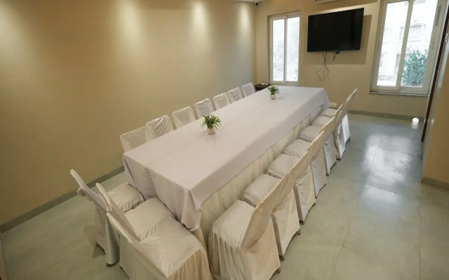 Hotel The Avoir Asansol