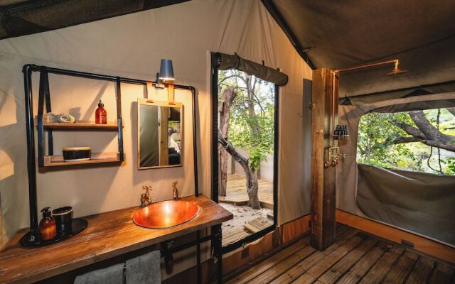 Tsowa Safari Island