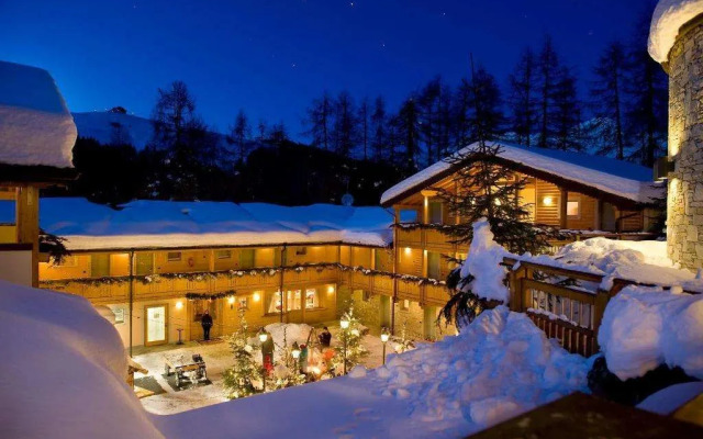 Boscone Suite Hotel