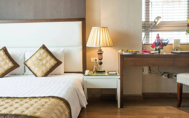 Skylark Hotel
