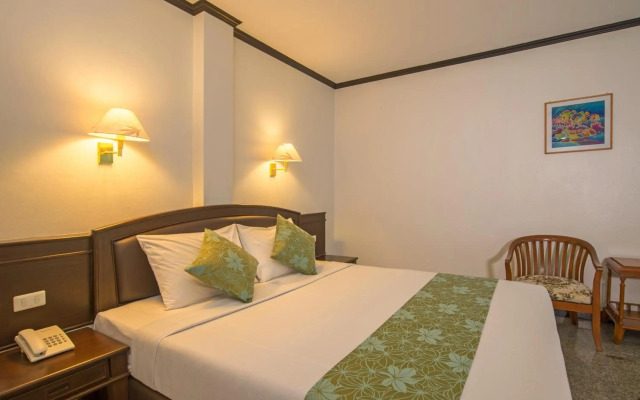 Green House Hotel