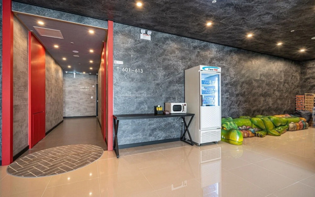 Hwaseong Hotel and You