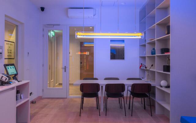 Hotel 171