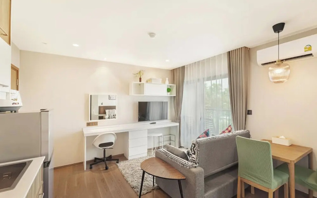 One bedroom Condo in Title V Condo 310