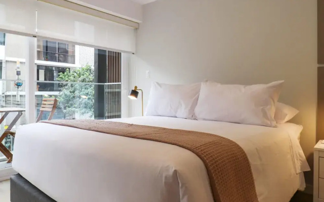 Marvelous 2BR With Balcony Near Kennedy Park