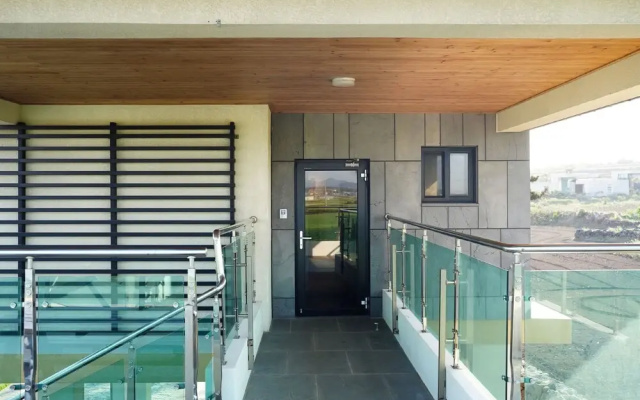 Mirine Jeju Pension