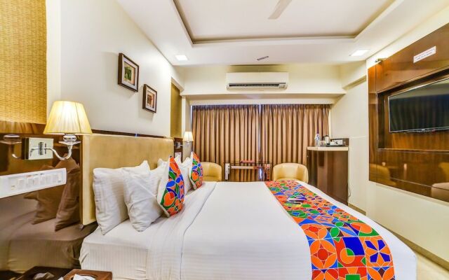 Hotel Laaiba Residency
