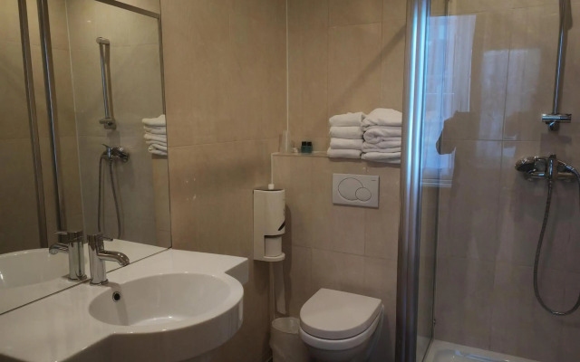 Hotel Albert 2