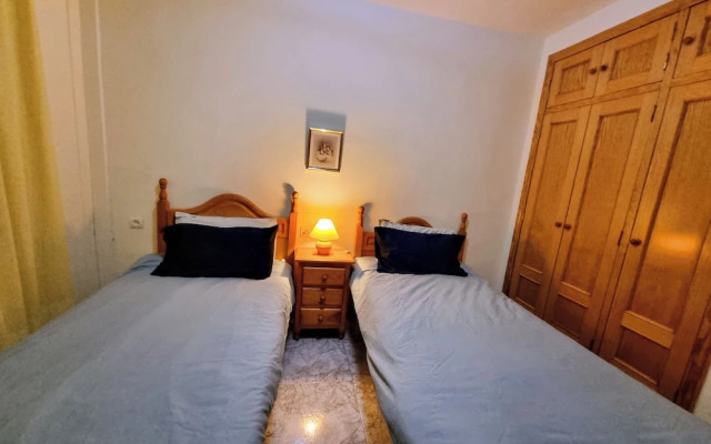 Dream Corner Facing the Sea