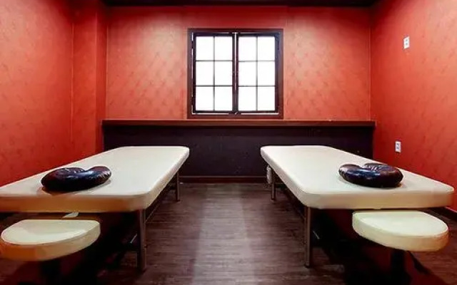 Gyeongju Come&Play Pension
