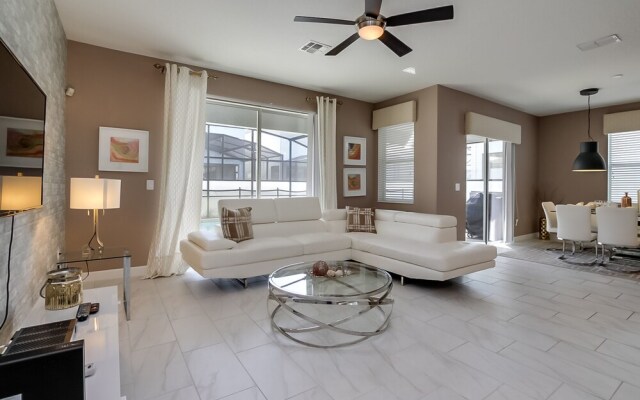 Storey Lake - 4725 Sleepy Hollow Drive