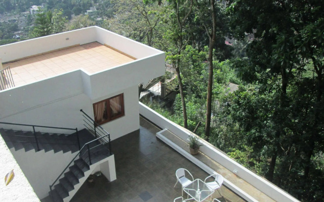 Kandy Holiday Residence