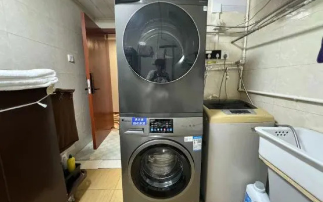 Youth Hotel (Beijing Temple of Heaven West Gate)